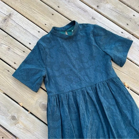 Minette Forest Green Dress - Picture 3 of 7